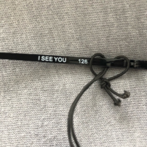 Brand new Quay Australia sunglasses with case - Picture 6 of 11